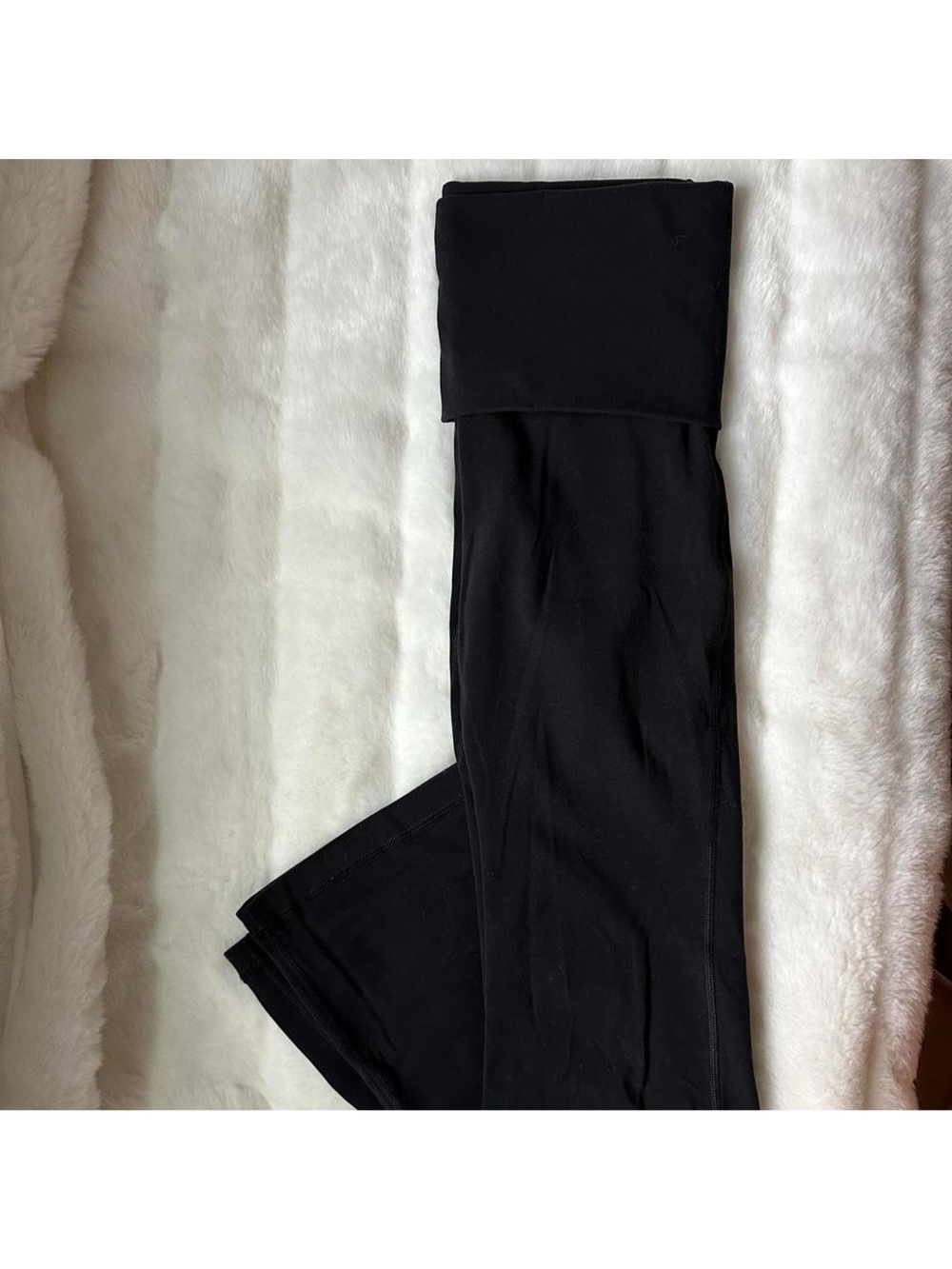 aritzia golden black fold over flare legging